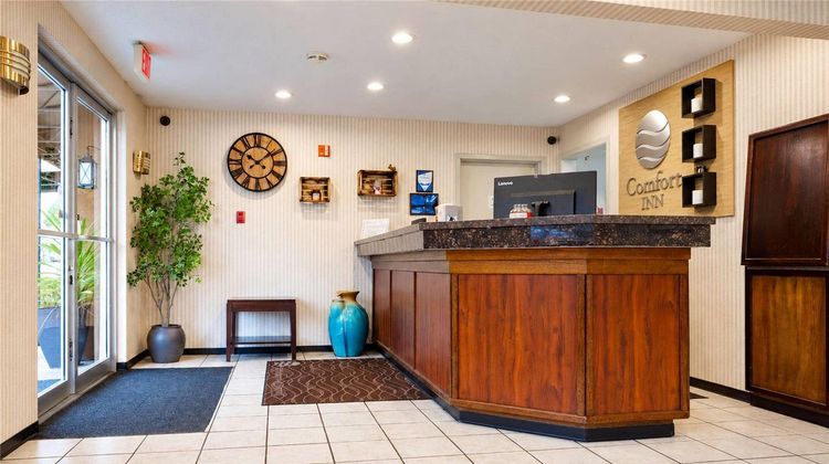 Comfort Inn On the Bay Port Orchard Lobby