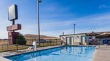 Quality Inn & Suites Pool
