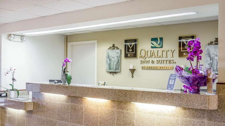 <b>Quality Inn Longview Lobby</b>. Images powered by <a href="https://iceportal.shijigroup.com/" title="IcePortal" target="_blank">IcePortal</a>.