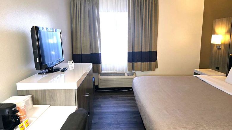 <b>Quality Inn Longview Room</b>. Images powered by <a href="https://iceportal.shijigroup.com/" title="IcePortal" target="_blank">IcePortal</a>.