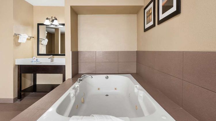 Comfort Inn & Suites Vancouver Suite