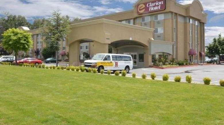 <b>Clarion Hotel Exterior</b>. Images powered by <a href="https://iceportal.shijigroup.com/" title="IcePortal" target="_blank">IcePortal</a>.