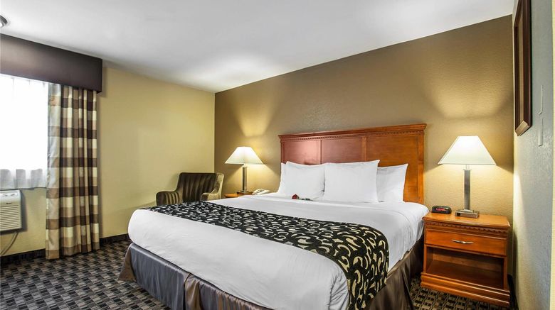 <b>Clarion Hotel Room</b>. Images powered by <a href="https://iceportal.shijigroup.com/" title="IcePortal" target="_blank">IcePortal</a>.