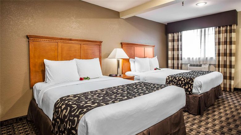 <b>Clarion Hotel Suite</b>. Images powered by <a href="https://iceportal.shijigroup.com/" title="IcePortal" target="_blank">IcePortal</a>.