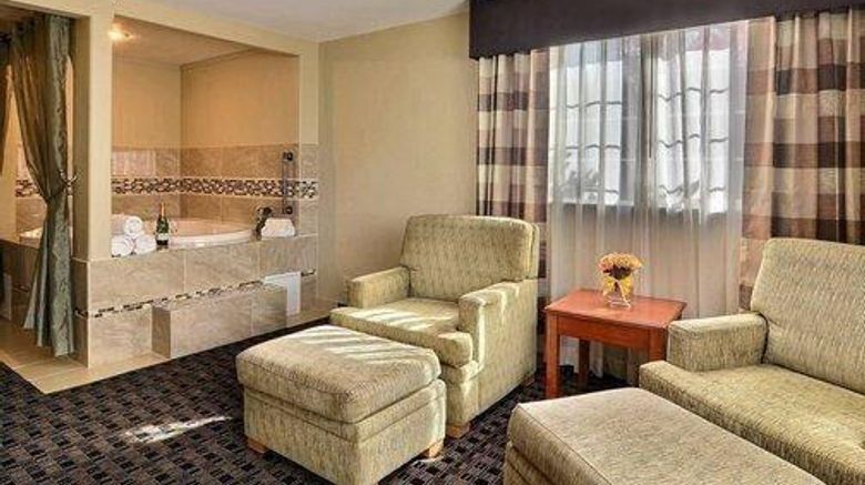 <b>Clarion Hotel Suite</b>. Images powered by <a href="https://iceportal.shijigroup.com/" title="IcePortal" target="_blank">IcePortal</a>.