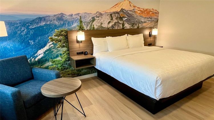 Clarion Pointe Kent Seattle South Room