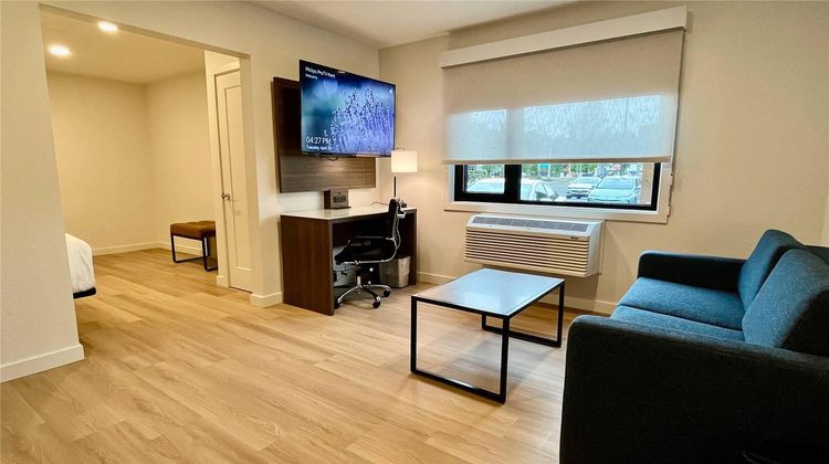 Clarion Pointe Kent Seattle South Suite