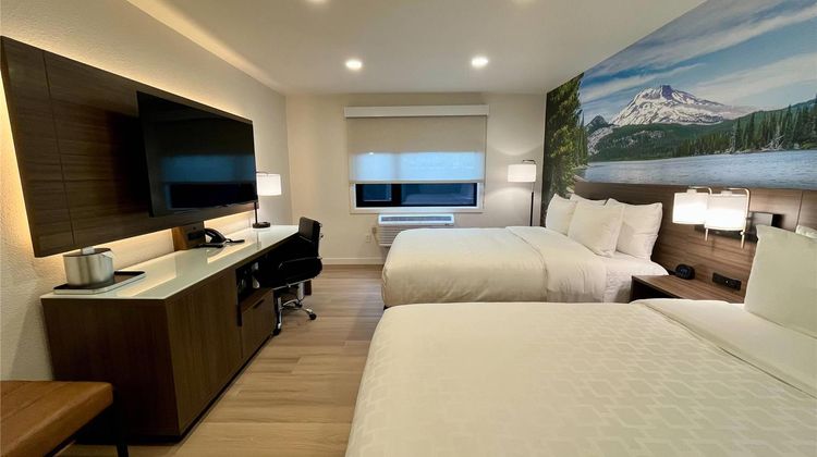 Clarion Pointe Kent Seattle South Room