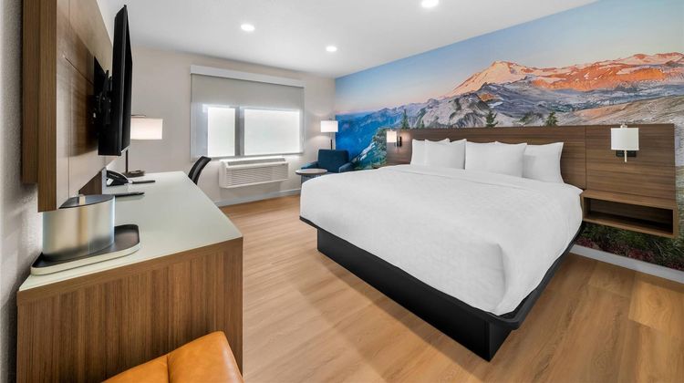 Clarion Pointe Kent Seattle South Room