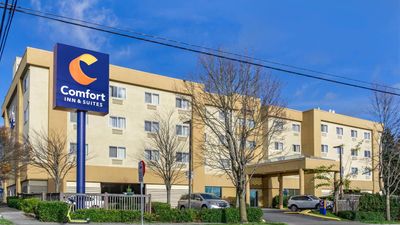 Comfort Inn & Suites