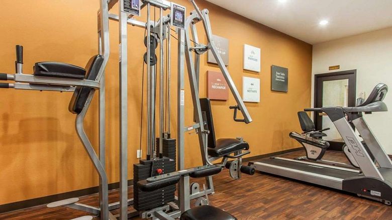 <b>Comfort Suites Wenatchee Health</b>. Images powered by <a href="https://iceportal.shijigroup.com/" title="IcePortal" target="_blank">IcePortal</a>.