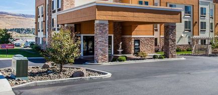 Comfort Suites Wenatchee Exterior