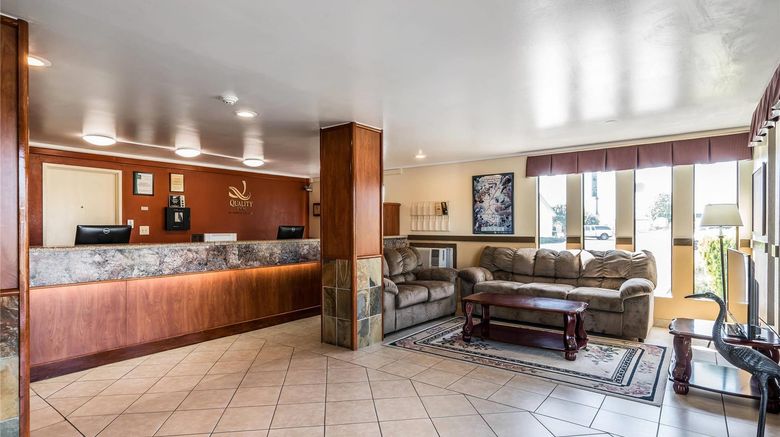 <b>Quality Inn, Othello Lobby</b>. Images powered by <a href="https://iceportal.shijigroup.com/" title="IcePortal" target="_blank">IcePortal</a>.