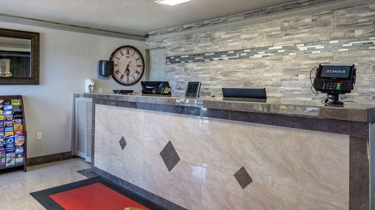 Econo Lodge Ellensburg Lobby