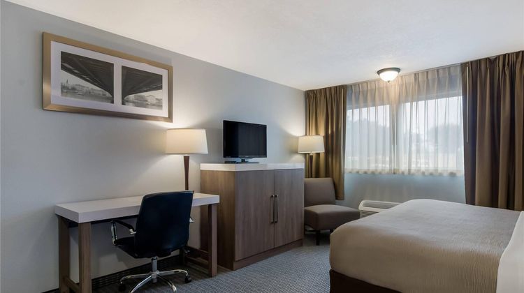 Quality Inn & Suites Silverdale Suite