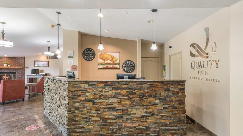 <b>Quality Inn & Suites Walla Walla Lobby</b>. Images powered by <a href="https://iceportal.shijigroup.com/" title="IcePortal" target="_blank">IcePortal</a>.