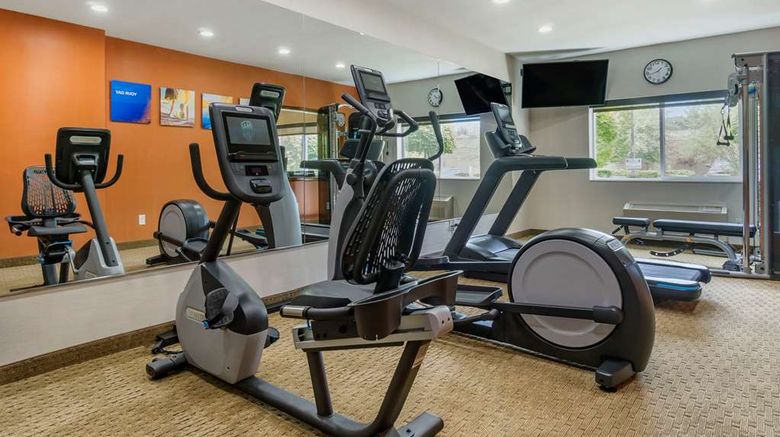 <b>Comfort Inn & Suites Bothell-Seattle N Health</b>. Images powered by <a href="https://iceportal.shijigroup.com/" title="IcePortal" target="_blank">IcePortal</a>.