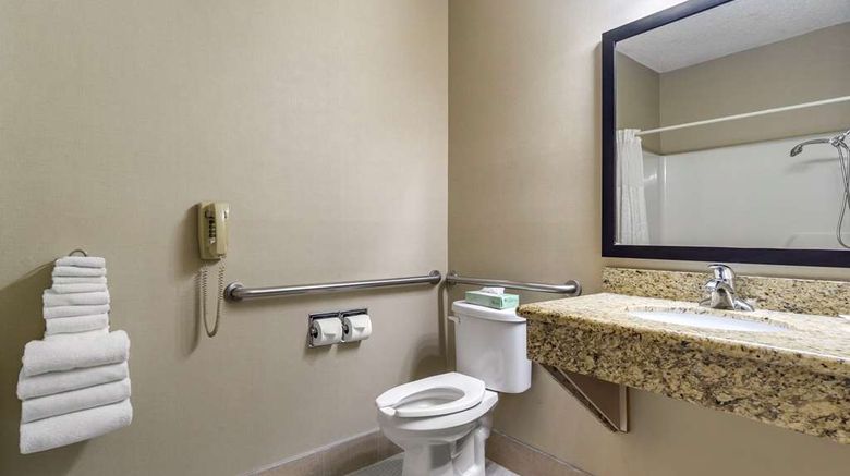 <b>Comfort Inn & Suites Bothell-Seattle N Room</b>. Images powered by <a href="https://iceportal.shijigroup.com/" title="IcePortal" target="_blank">IcePortal</a>.