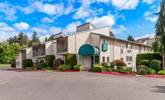 Quality Inn and Suites Vancouver Hazel Dell