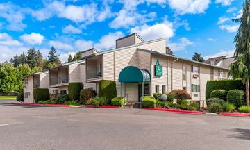 Quality Inn and Suites Vancouver Hazel Dell