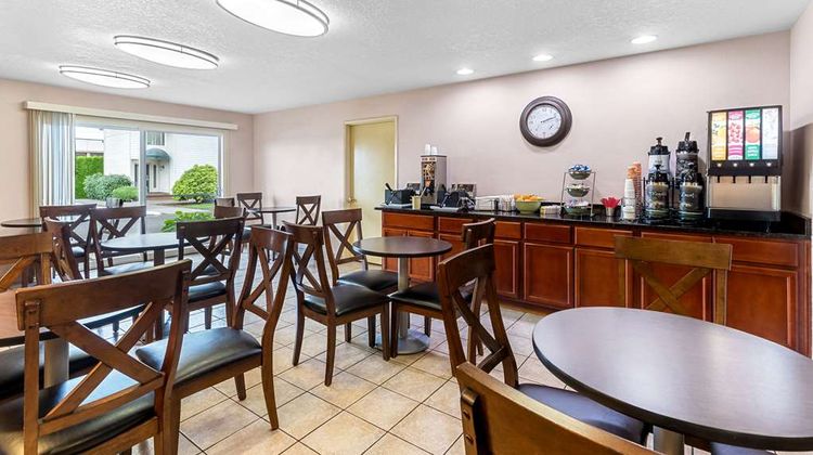 Quality Inn and Suites Vancouver Hazel Dell Restaurant