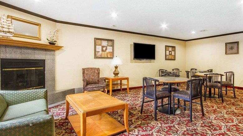 <b>Rodeway Inn & Stes Madsion Lobby</b>. Images powered by <a href="https://iceportal.shijigroup.com/" title="IcePortal" target="_blank">IcePortal</a>.
