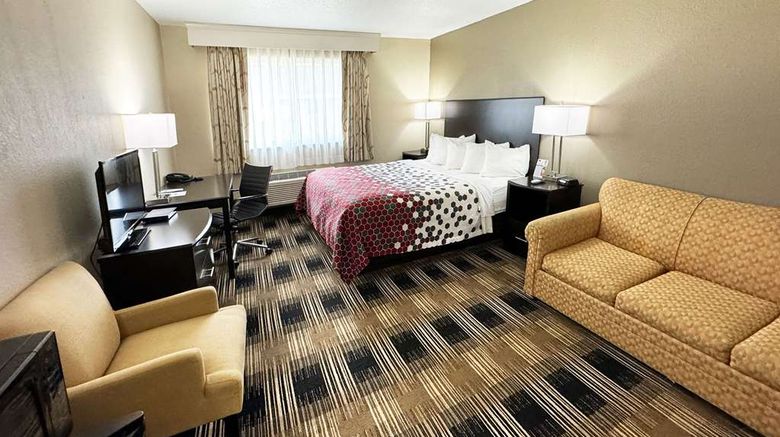 <b>Econo Lodge Wausau-Rothschild Room</b>. Images powered by <a href="https://iceportal.shijigroup.com/" title="IcePortal" target="_blank">IcePortal</a>.