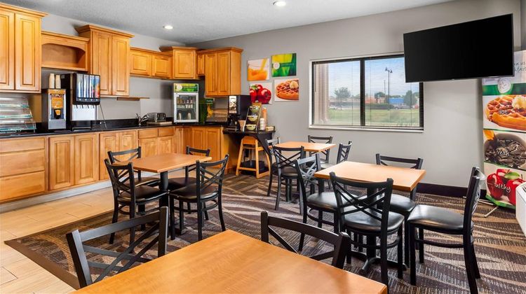 Quality Inn Beloit Restaurant