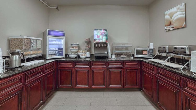 Comfort Suites Appleton Airport Restaurant