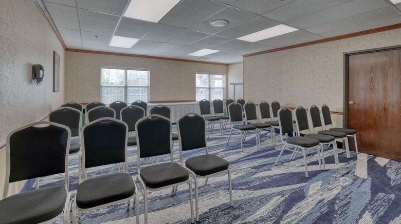 <b>Comfort Suites Appleton Airport Meeting</b>. Images powered by <a href="https://iceportal.shijigroup.com/" title="IcePortal" target="_blank">IcePortal</a>.
