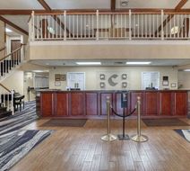 Comfort Suites Appleton Airport Lobby