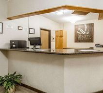 Quality Inn, Eau Clair Lobby