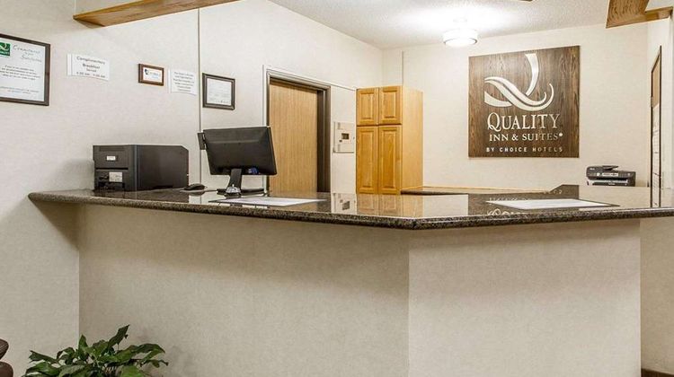 Quality Inn, Eau Clair Lobby