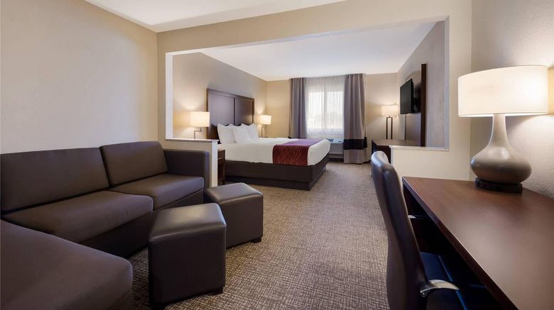 <b>Comfort Inn Onalaska/LaCrosse Suite</b>. Images powered by <a href="https://iceportal.shijigroup.com/" title="IcePortal" target="_blank">IcePortal</a>.