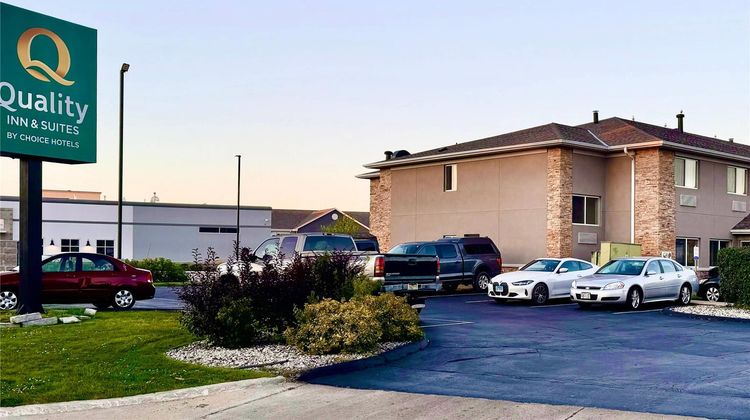 Quality Inn & Suites Green Bay Exterior