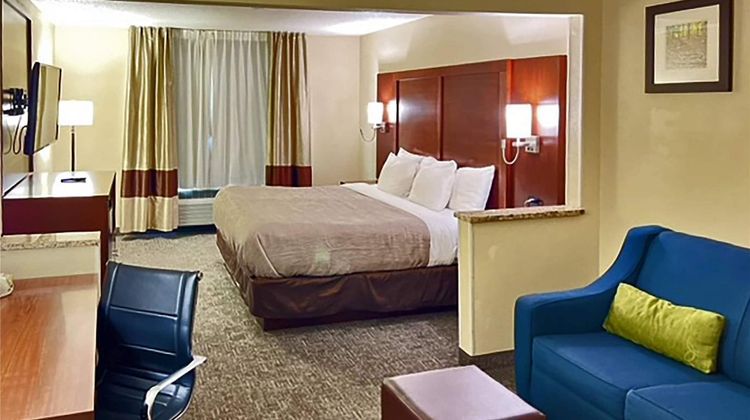 Quality Inn & Suites Green Bay Room