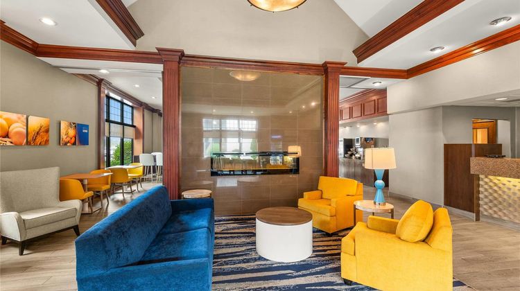 Comfort Suites Green Bay West Lobby