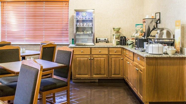 Quality Inn and Suites Sturgeon Bay Restaurant