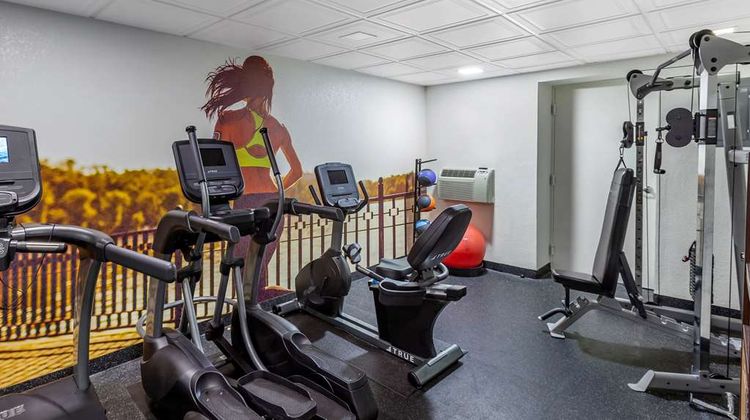Clarion Pointe Racine-Mount Pleasant Health