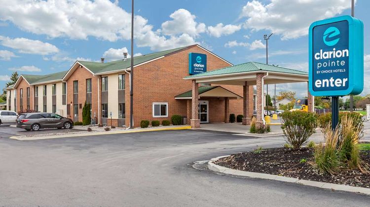 Clarion Pointe Racine-Mount Pleasant Exterior