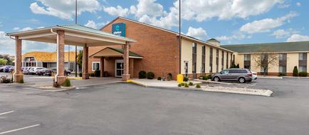 Clarion Pointe Racine-Mount Pleasant Exterior