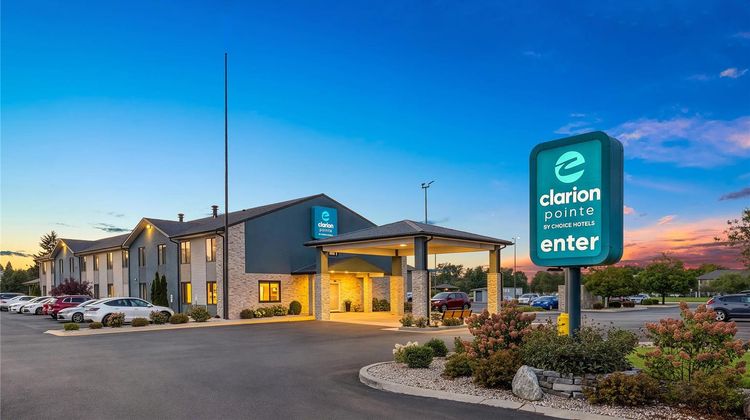 Clarion Pointe Racine-Mount Pleasant Exterior
