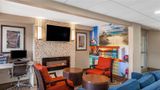 Clarion Pointe Racine-Mount Pleasant Lobby