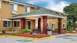 <b>Quality Inn Manitowoc Exterior</b>. Images powered by <a href="https://iceportal.shijigroup.com/" title="IcePortal" target="_blank">IcePortal</a>.