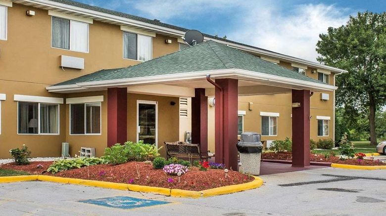 <b>Quality Inn Manitowoc Exterior</b>. Images powered by <a href="https://iceportal.shijigroup.com/" title="IcePortal" target="_blank">IcePortal</a>.