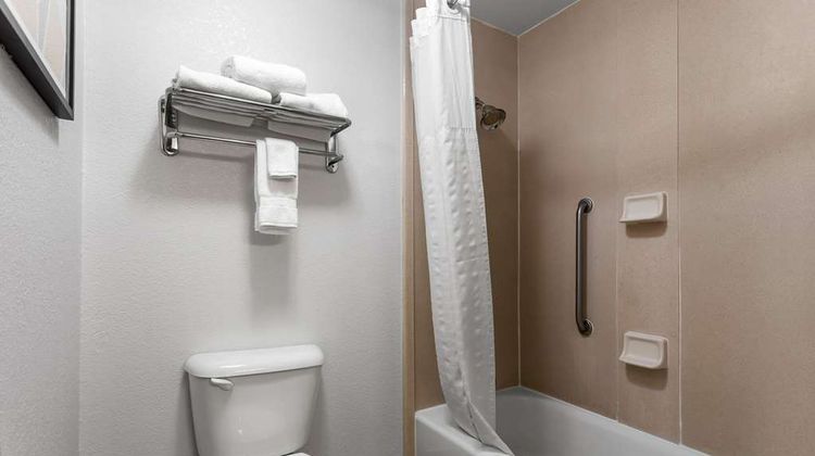 Comfort Inn & Suites Room