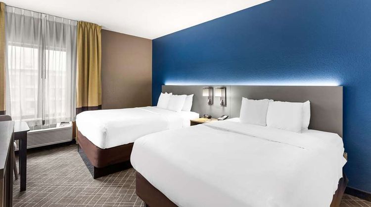 Comfort Inn & Suites Room