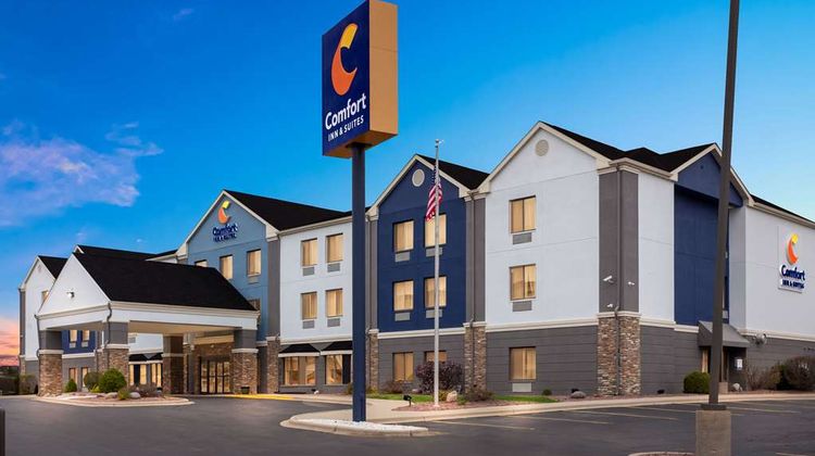 Comfort Inn & Suites Exterior