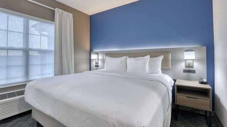 Comfort Suites Milwaukee Airport Suite