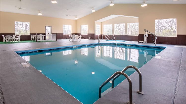 Quality Inn Edgerton Pool